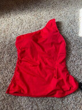 Red bathing suit top Large NWT